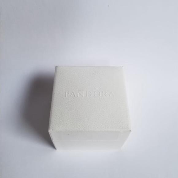 Pandora letter Q CHARM With Gift Pandora Box - Picture 6 of 6
